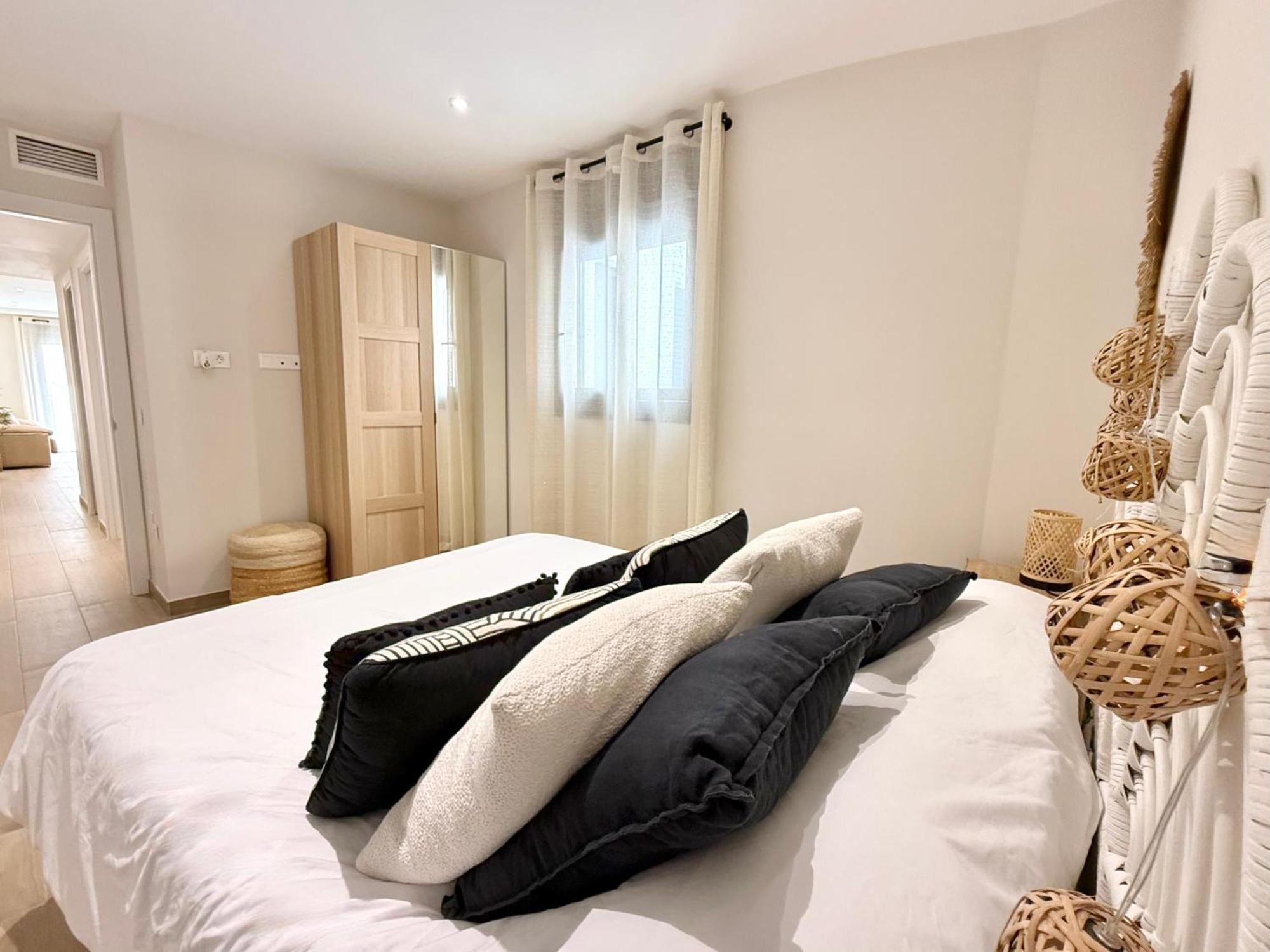 Luna Holidays City Center And Beach Fuengirola Bagian luar foto