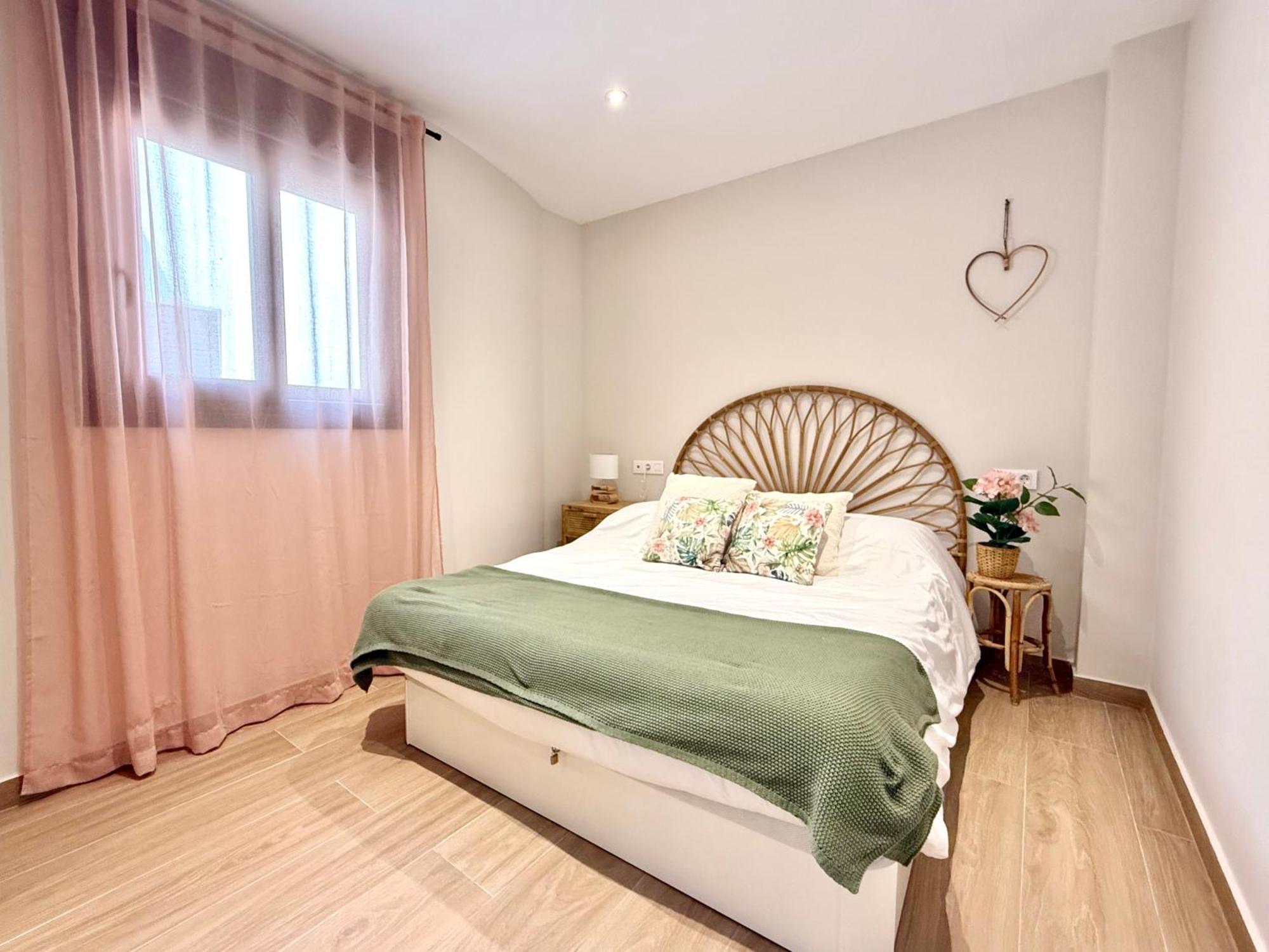 Luna Holidays City Center And Beach Fuengirola Bagian luar foto