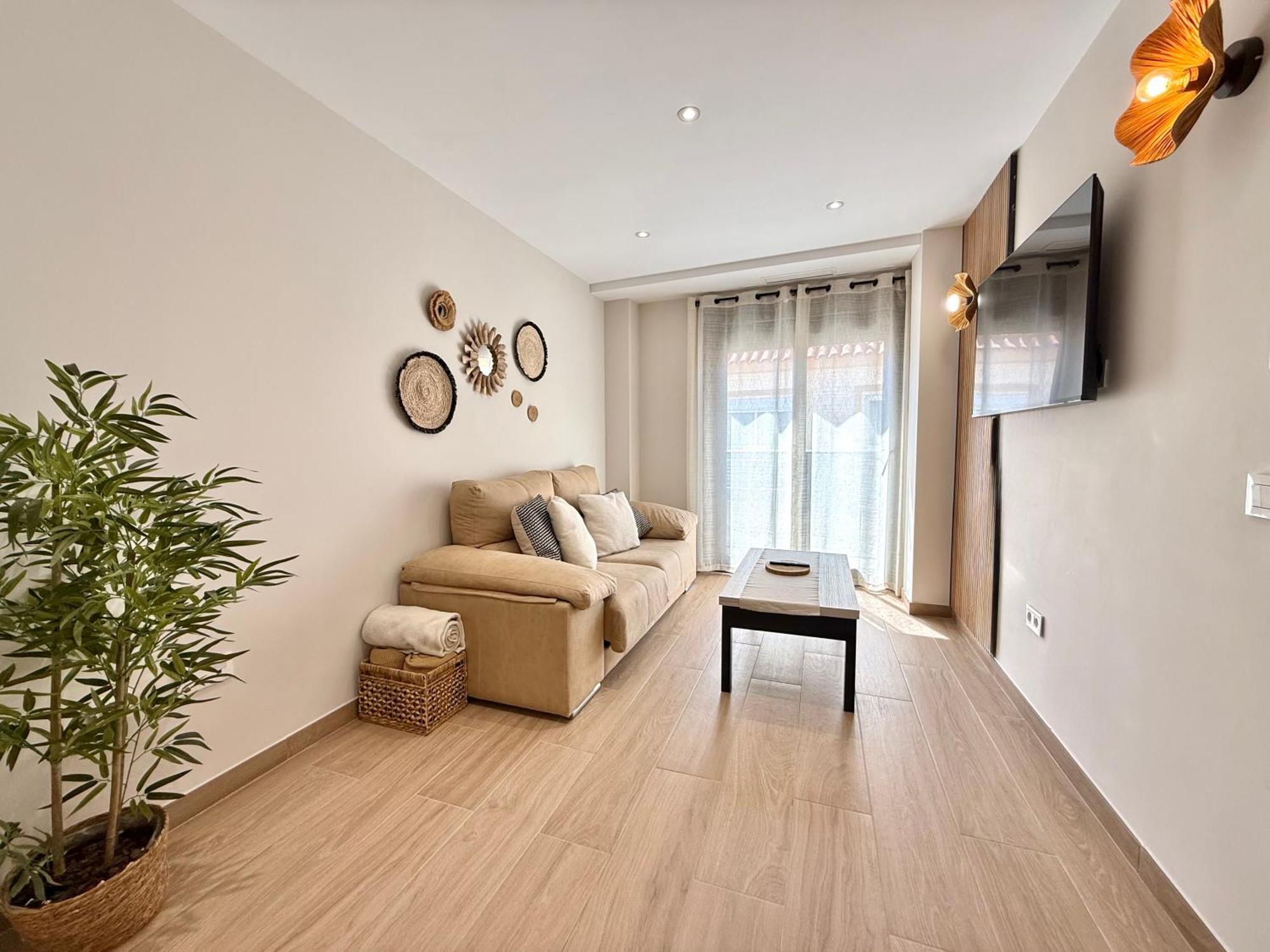 Luna Holidays City Center And Beach Fuengirola Bagian luar foto